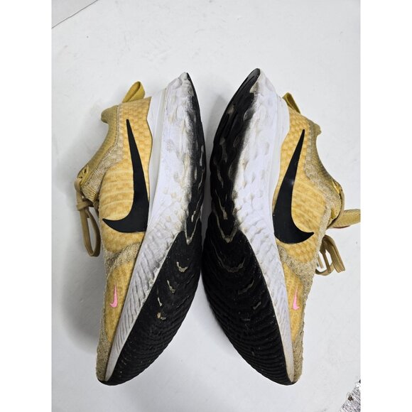 Nike Women's React Infinity Run Flyknit 3 Wheat Gold Sneaker  size 9.5 - Picture 6 of 16